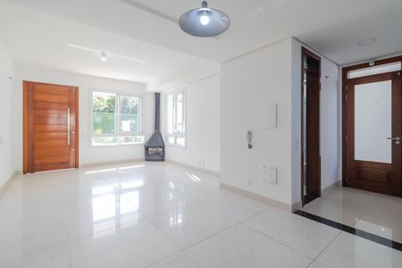 Casa à venda com 178m², 3 quartos e 2 vagasSala