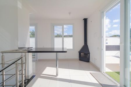 Casa à venda com 178m², 3 quartos e 2 vagasCobertura