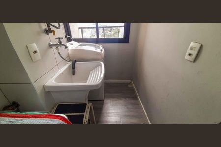 Apartamento à venda com 71m², 2 quartos e 2 vagasÁrea de Serviço