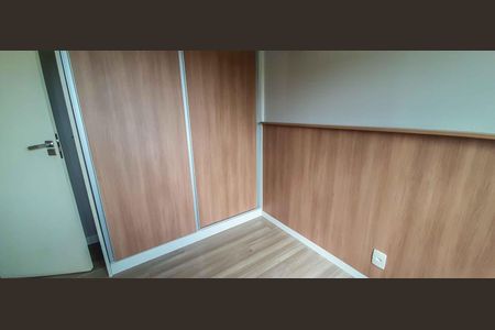 Apartamento à venda com 71m², 2 quartos e 2 vagasQuarto