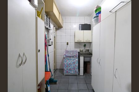 Casa à venda com 65m², 2 quartos e 2 vagasÁrea de Serviço