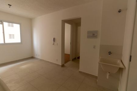 Apartamento à venda com 36m², 2 quartos e sem vaga Apartamento à venda com 36m², 2 quartos e sem vagaSala