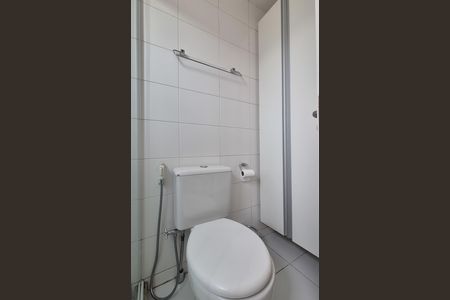Apartamento à venda com 130m², 3 quartos e 2 vagasBanheiro da suíte 3