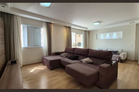 Apartamento à venda com 130m², 3 quartos e 2 vagasSala