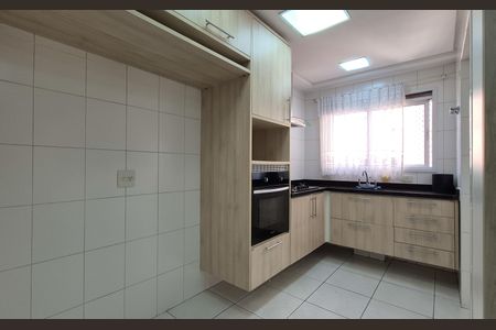 Apartamento à venda com 130m², 3 quartos e 2 vagasCozinha