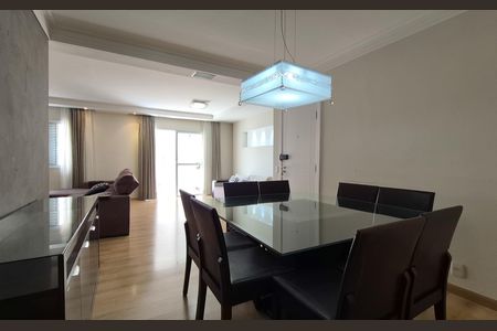 Apartamento à venda com 130m², 3 quartos e 2 vagasSala