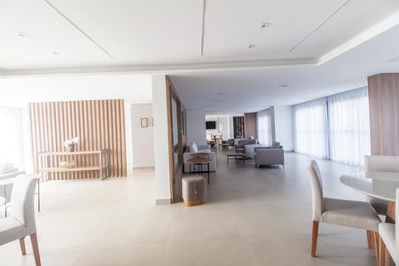 Apartamento para alugar com 48m², 2 quartos e 1 vaga Apartamento para alugar com 48m², 2 quartos e 1 vagaÁrea comum - Salão de festas