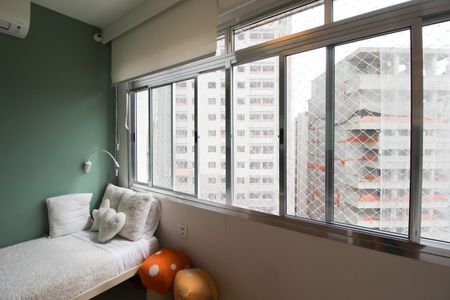 Apartamento à venda com 180m², 4 quartos e 2 vagas Apartamento à venda com 180m², 4 quartos e 2 vagasSuíte 4