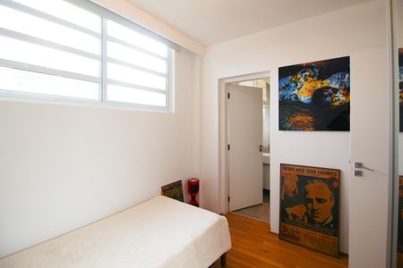 Apartamento à venda com 180m², 4 quartos e 2 vagas Apartamento à venda com 180m², 4 quartos e 2 vagasSuíte 3