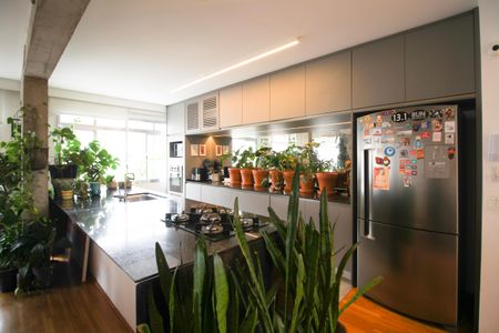 Apartamento à venda com 180m², 4 quartos e 2 vagas Apartamento à venda com 180m², 4 quartos e 2 vagasCozinha