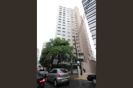 Apartamento à venda com 180m², 4 quartos e 2 vagas Apartamento à venda com 180m², 4 quartos e 2 vagasFachada