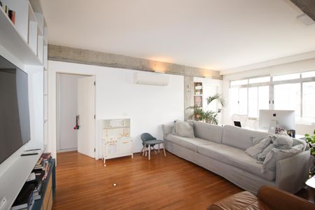 Apartamento à venda com 180m², 4 quartos e 2 vagas Apartamento à venda com 180m², 4 quartos e 2 vagasSala