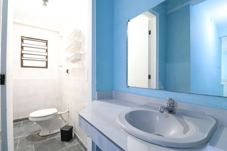 Apartamento à venda com 60m², 3 quartos e sem vagaBanheiro 2