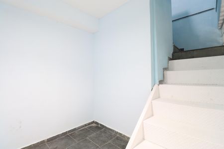 Apartamento à venda com 60m², 3 quartos e sem vagaEscada