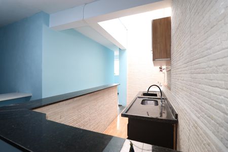 Apartamento à venda com 60m², 3 quartos e sem vagaCozinha e Área de Serviço