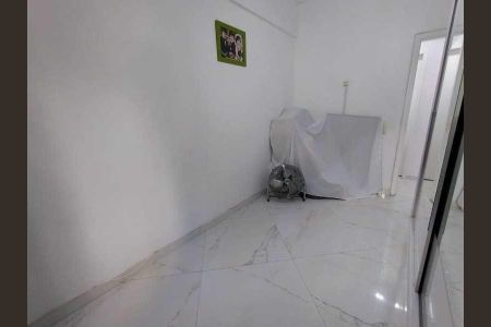 Apartamento à venda com 74m², 2 quartos e 1 vaga