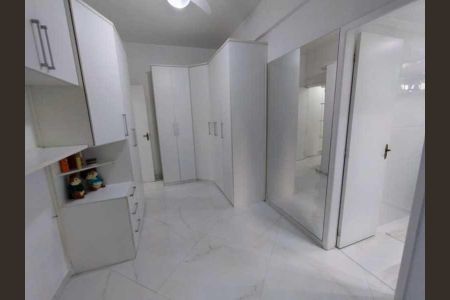 Apartamento à venda com 74m², 2 quartos e 1 vaga