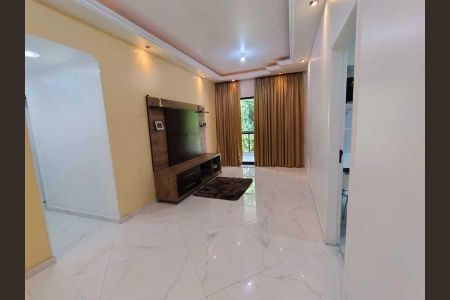 Apartamento à venda com 74m², 2 quartos e 1 vaga