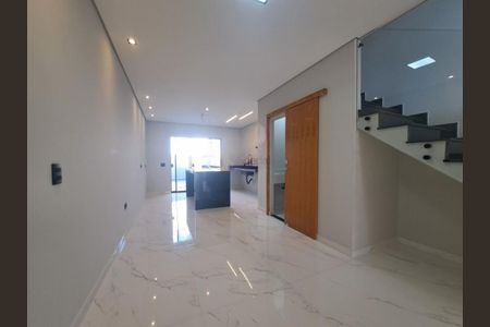 Casa à venda com 165m², 3 quartos e 3 vagas