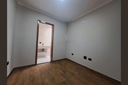 Casa à venda com 165m², 3 quartos e 3 vagas