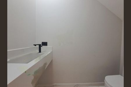 Casa à venda com 165m², 3 quartos e 3 vagas