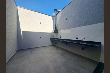 Casa à venda com 165m², 3 quartos e 3 vagas