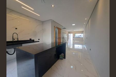 Casa à venda com 165m², 3 quartos e 3 vagas