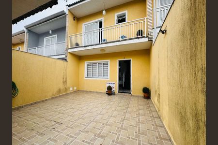 Casa à venda com 75m², 3 quartos e 2 vagas