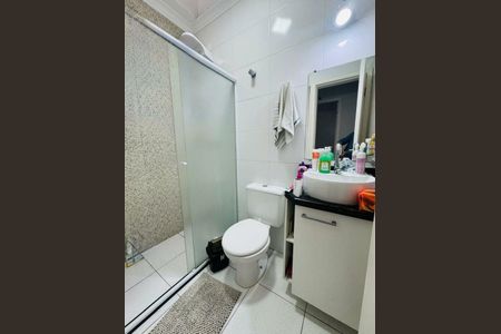 Casa à venda com 75m², 3 quartos e 2 vagas