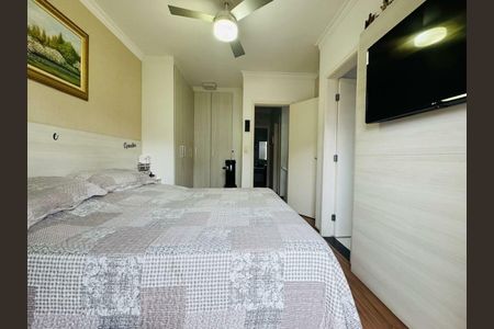 Casa à venda com 75m², 3 quartos e 2 vagas