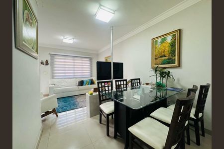 Casa à venda com 75m², 3 quartos e 2 vagas