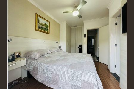 Casa à venda com 75m², 3 quartos e 2 vagas