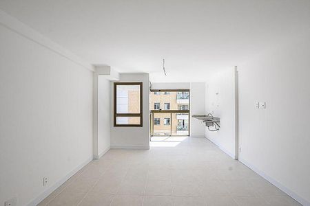 Apartamento à venda com 31m², 1 quarto e sem vaga