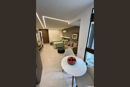 Apartamento à venda com 36m², 1 quarto e sem vaga