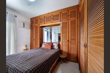 Apartamento à venda com 163m², 2 quartos e 1 vaga Apartamento à venda com 163m², 2 quartos e 1 vagaSuíte