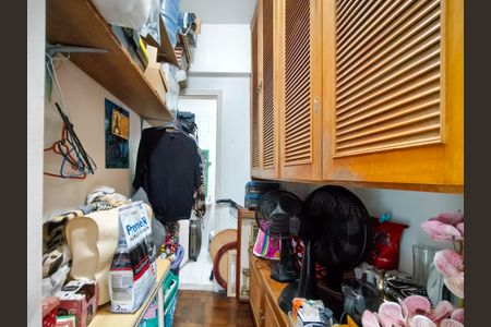 Apartamento à venda com 163m², 2 quartos e 1 vaga Apartamento à venda com 163m², 2 quartos e 1 vagaQuarto de Serviço