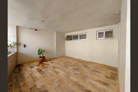 Apartamento à venda com 163m², 2 quartos e 1 vaga Apartamento à venda com 163m², 2 quartos e 1 vagaÁrea comum - Salão de festas