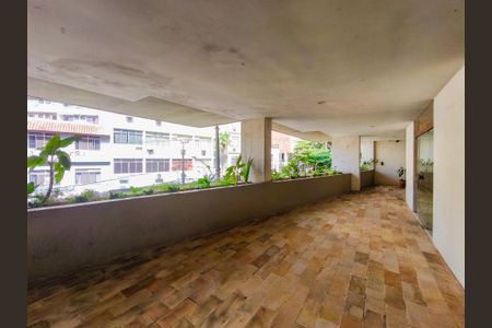 Apartamento à venda com 163m², 2 quartos e 1 vaga Apartamento à venda com 163m², 2 quartos e 1 vagaÁrea comum - Playground