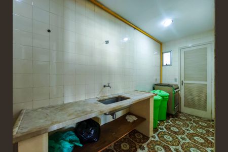 Apartamento à venda com 163m², 2 quartos e 1 vaga Apartamento à venda com 163m², 2 quartos e 1 vagaÁrea comum - Salão de festas