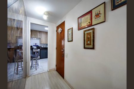 Apartamento à venda com 163m², 2 quartos e 1 vaga Apartamento à venda com 163m², 2 quartos e 1 vagaEntrada