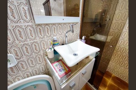 Apartamento à venda com 163m², 2 quartos e 1 vaga Apartamento à venda com 163m², 2 quartos e 1 vagaBanheiro Corredor