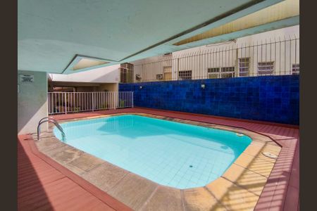 Apartamento à venda com 163m², 2 quartos e 1 vaga Apartamento à venda com 163m², 2 quartos e 1 vagaÁrea comum - Piscina