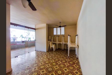 Apartamento à venda com 163m², 2 quartos e 1 vaga Apartamento à venda com 163m², 2 quartos e 1 vagaÁrea comum - Salão de festas