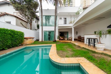 Casa à venda com 400m², 3 quartos e 2 vagasPiscina