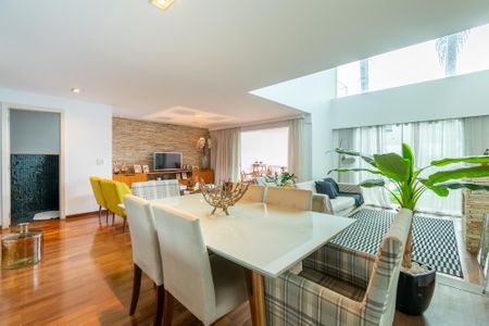 Casa à venda com 400m², 3 quartos e 2 vagasSala