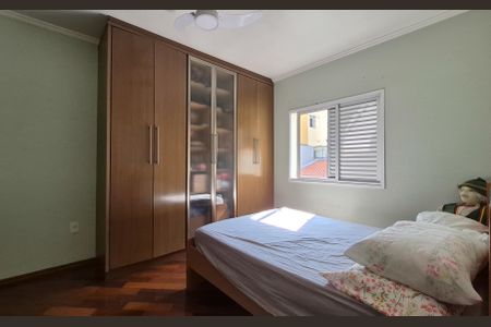 Casa à venda com 227m², 4 quartos e 4 vagasSuíte