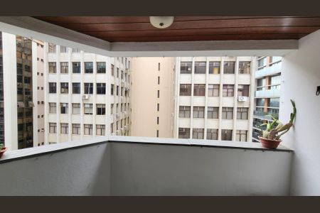 Apartamento à venda com 94m², 3 quartos e 1 vaga Apartamento à venda com 94m², 3 quartos e 1 vagaVaranda da Sala