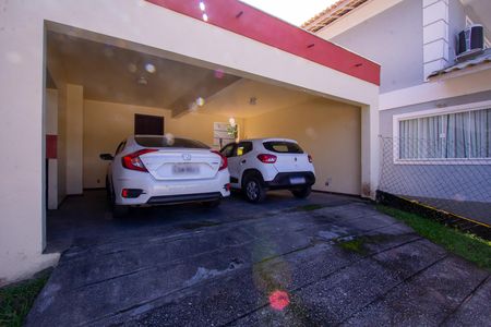Casa de condomínio à venda com 480m², 5 quartos e 2 vagasQuintal