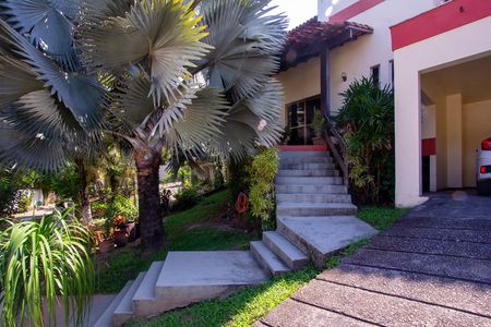 Casa de condomínio à venda com 480m², 5 quartos e 2 vagasQuintal