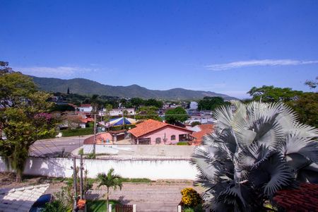 Casa de condomínio à venda com 480m², 5 quartos e 2 vagasVista da Varanda da Suíte 2